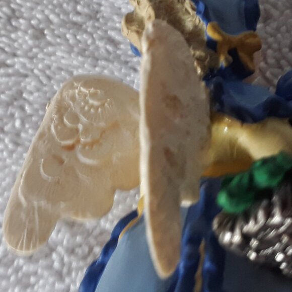 Hallmark Iris Angel, 1998 - Picture 3 of 4